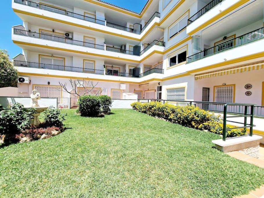 Butibamba Beach Apartment La Cala De Mijas Kültér fotó